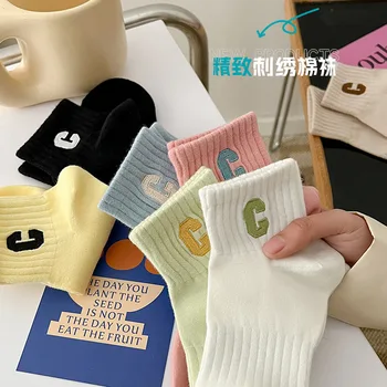 C писмо бродирани чорапи дамски японски тичане памук спортни чорапи случайни всички мач тръба чорапи