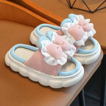 Нов детски сладък лък дизайн бельо чехли пролетни и есенни пързалки момичета дом вътрешен нехлъзгащи джапанки за четири сезона
