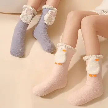 Неплъзгащи се електрически отопляеми чорапи Мек топъл плюш Поддържайте топли килимни чорапи Температурно контролирани дебели зимни чорапи 0