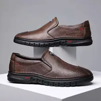 Есенни мъжки кожени обувки Ежедневни модни марки Удобни обувки за мъже Меко дъно Бизнес кожени обувки Slip-on Flat Shoes Zapatos