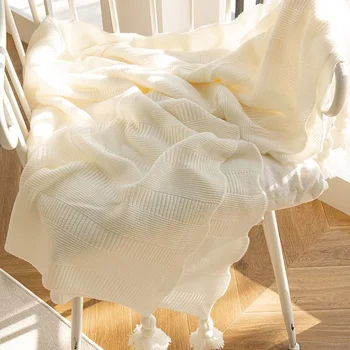 Меко плетено одеяло Мода Бяло одеяло с топки Топли покривки за легла хвърлят одеяла за легло Диван Домашен декор 130x150cm